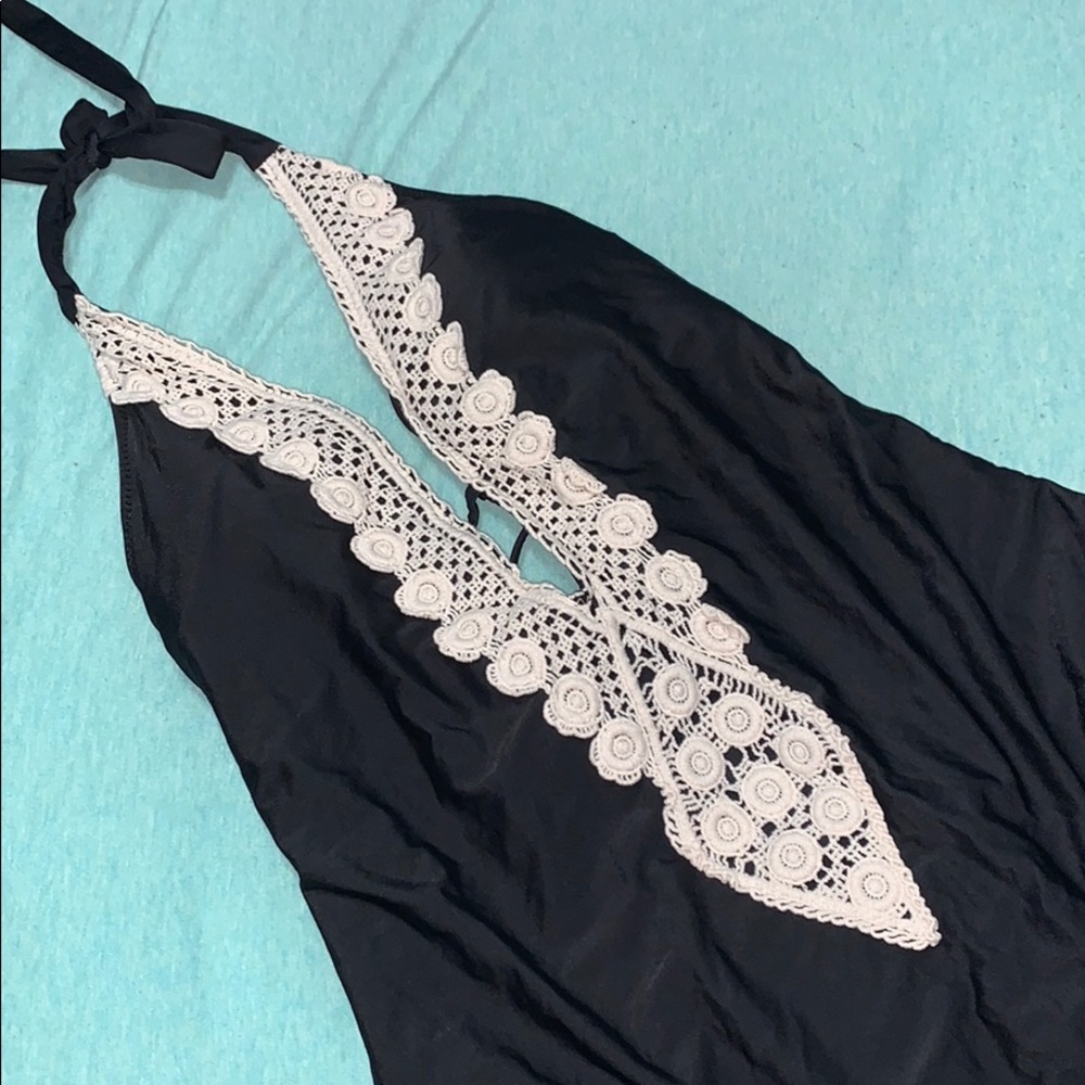 One piece bathing suit